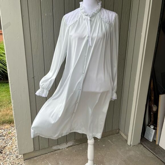 Vintage Miss Elaine Pale Blue Lace Robe Nightgown Sz M Cottagecore USA Made - Picture 9 of 10